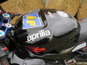 Image 15/41 of Aprilia DUMMY (2003)
