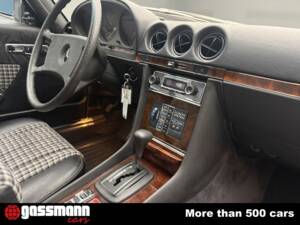Immagine 13/15 di Mercedes-Benz 380 SLC (1981)