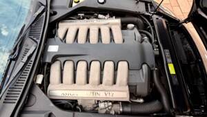 Bild 17/17 von Aston Martin DB 7 Vantage (2003)