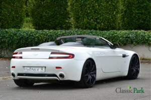 Image 17/50 of Aston Martin V8 Vantage (2007)