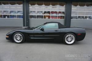 Image 45/48 of Chevrolet Corvette (1998)