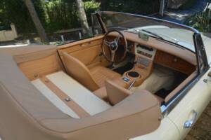 Immagine 2/8 di Austin-Healey 3000 Mk III (BJ8) (1967)