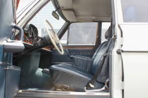 Image 11/35 de Mercedes-Benz 300 SEL 3.5 (1971)