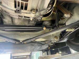 Image 15/22 of Mercedes-Benz E 220 (1993)