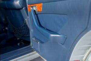 Image 48/100 of Mercedes-Benz 500 SEL (1983)