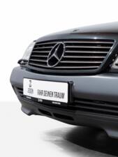 Image 7/56 de Mercedes-Benz 500 SL (1993)