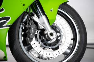 Immagine 28/50 di Kawasaki Ninja 750 ZX-7R (1999)