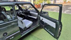 Bild 28/38 von FIAT Panda 4x4 1,0 (1989)