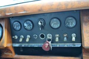 Image 12/27 of Jaguar Mk II 2.4 (1960)