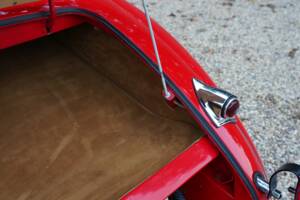 Imagen 27/50 de Jaguar XK 120 OTS (1954)