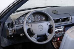 Image 14/46 of Mercedes-Benz SL 320 (1998)