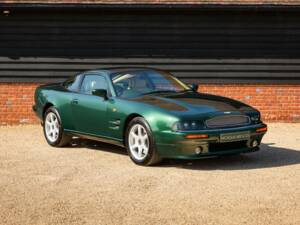Imagen 47/50 de Aston Martin V8 Coupé (1996)