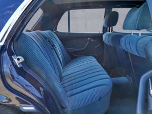 Bild 8/23 von Mercedes-Benz 350 SE (1975)