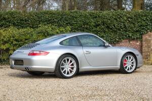 Image 49/50 of Porsche 911 Carrera S (2004)