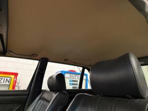 Image 11/19 of Mercedes-Benz 280 SEL (1983)