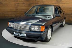 Imagen 4/19 de Mercedes-Benz 190 D (1990)