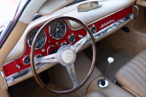 Image 35/49 of Mercedes-Benz 300 SL "Gullwing" (1955)