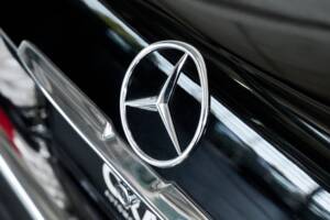 Image 38/50 de Mercedes-Benz 560 SL (1989)