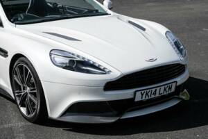 Image 33/50 of Aston Martin Vanquish Volante (2014)