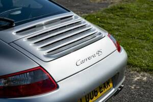 Afbeelding 25/50 van Porsche 911 Carrera 4S (2006)