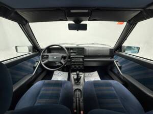 Image 15/30 of Lancia Delta 1.5 LX (1991)