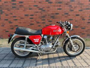 Image 2/25 de Ducati DUMMY (1972)