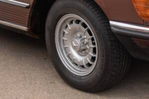 Bild 10/50 von Mercedes-Benz 350 SL (1979)