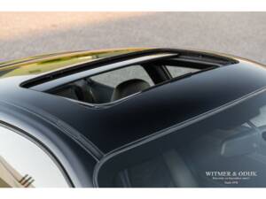 Bild 22/28 von Porsche 911 Carrera 4S (2004)