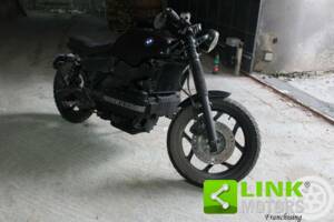 Image 6/10 de BMW DUMMY (1985)
