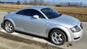 Image 1/8 de Audi TT 1.8 T (1999)