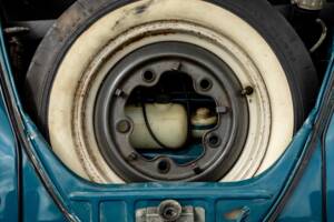 Bild 20/40 von Volkswagen Käfer 1300 (1965)