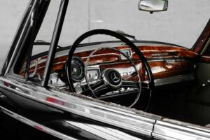 Afbeelding 21/50 van Mercedes-Benz 300 d (1957)
