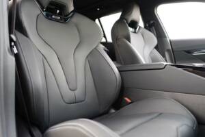 Image 8/16 of BMW M5 Touring (2025)