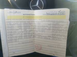 Bild 43/44 von Mercedes-Benz 240 D (1981)