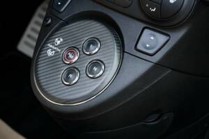 Immagine 43/50 di Abarth 695 &quot;Edizione Maserati&quot; (2013)