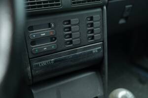 Image 28/38 of Lancia Delta HPE 1.6 16v (1998)