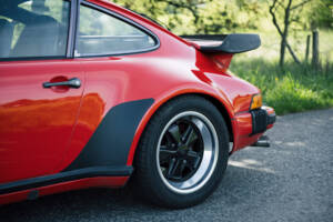 Bild 9/29 von Porsche 911 Turbo 3.3 (1979)