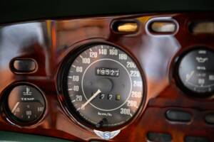 Bild 32/73 von Aston Martin V8 EFi Volante (1987)