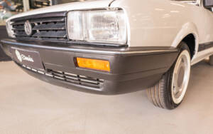 Image 48/132 of Volkswagen Santana 1.8 (1985)