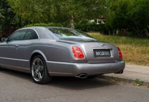 Image 13/27 of Bentley Brooklands (2008)
