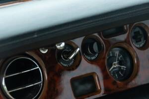 Image 22/50 of Rolls-Royce Silver Shadow I (1972)