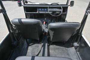 Immagine 24/50 di Mini Moke (1973)