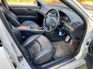 Image 6/47 of Mercedes-Benz E 63 AMG (2006)