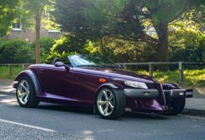 Image 2/29 of Plymouth Prowler (1999)