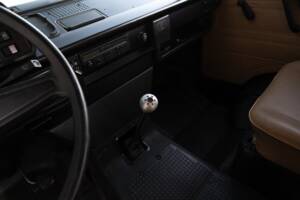 Bild 14/16 von Volkswagen T3 Kombi 1.6 D (1985)