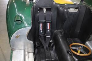 Image 61/80 of Lister Knobbly (1956)