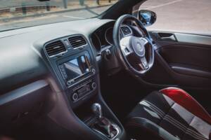 Imagen 21/42 de Volkswagen Golf VI GTI (2011)