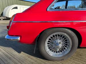 Afbeelding 6/39 van MG MGC GT (1969)