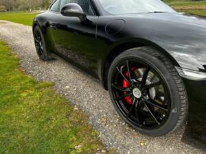 Image 18/42 of Porsche 911 Carrera S (2018)