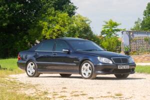 Immagine 19/50 di Mercedes-Benz S 55 AMG (2002)